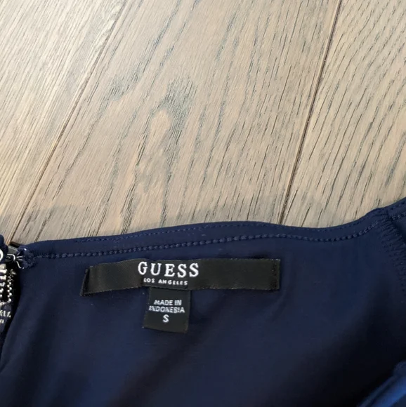 Guess Tori Off-The-Shoulder Ruffle Dress - Picture 6 of 8